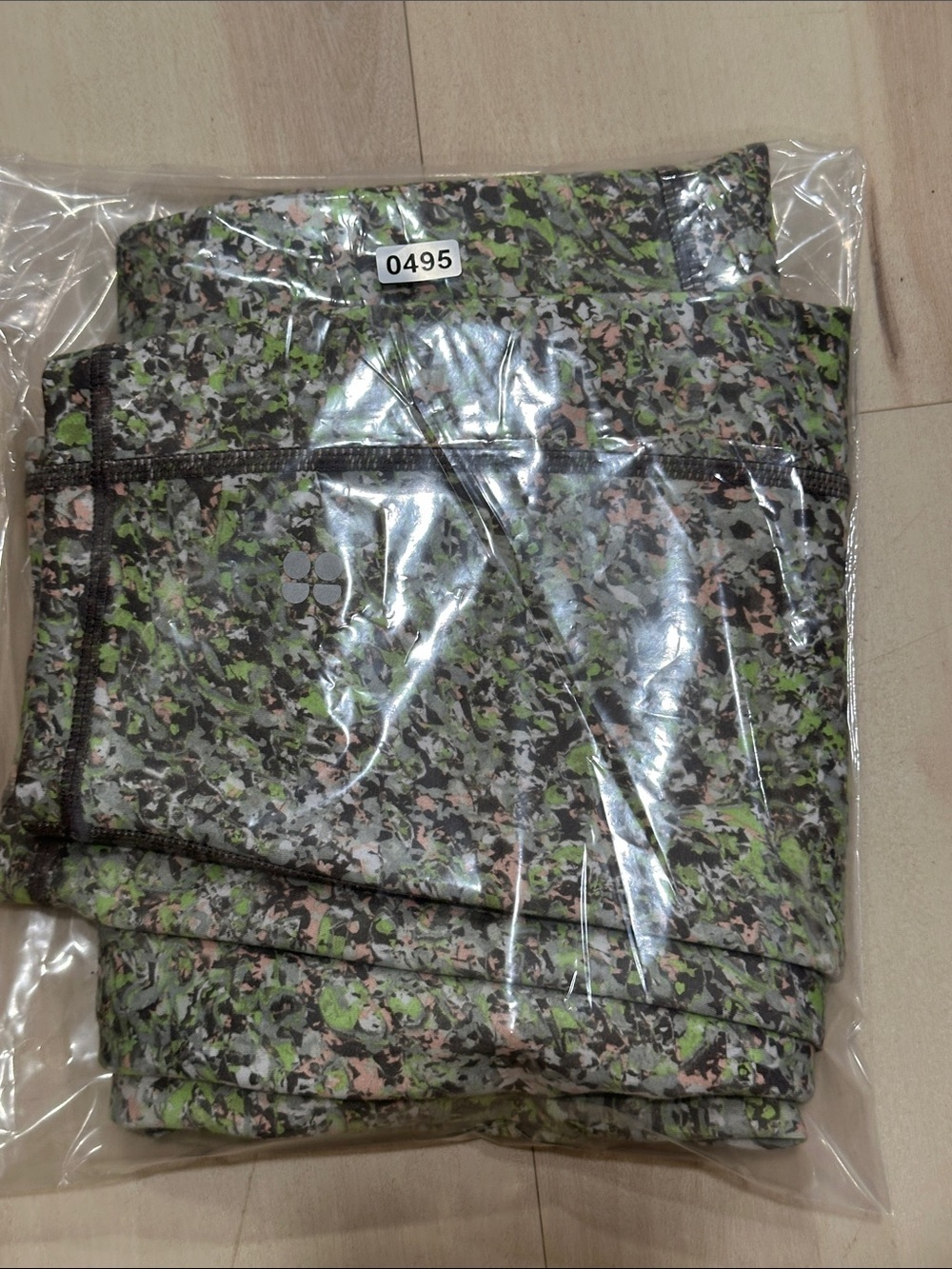 SWEATY BETTY Green Alert Pebble Print Super Sculpt 7/8 Leggings Sz XL Athletic - Picture 13 of 13